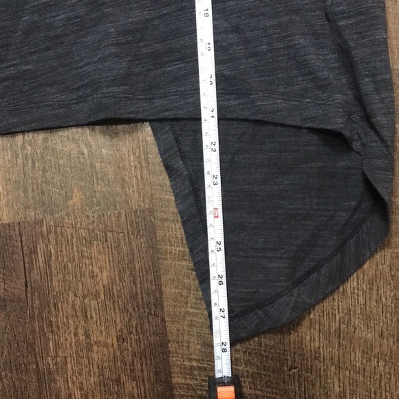 Reebok Medium Open Back Tee/Tank - Picture 5 of 7